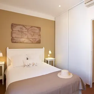 Apartment 15 Cours Massena
