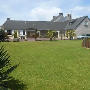 Holiday home Du Kreizker 