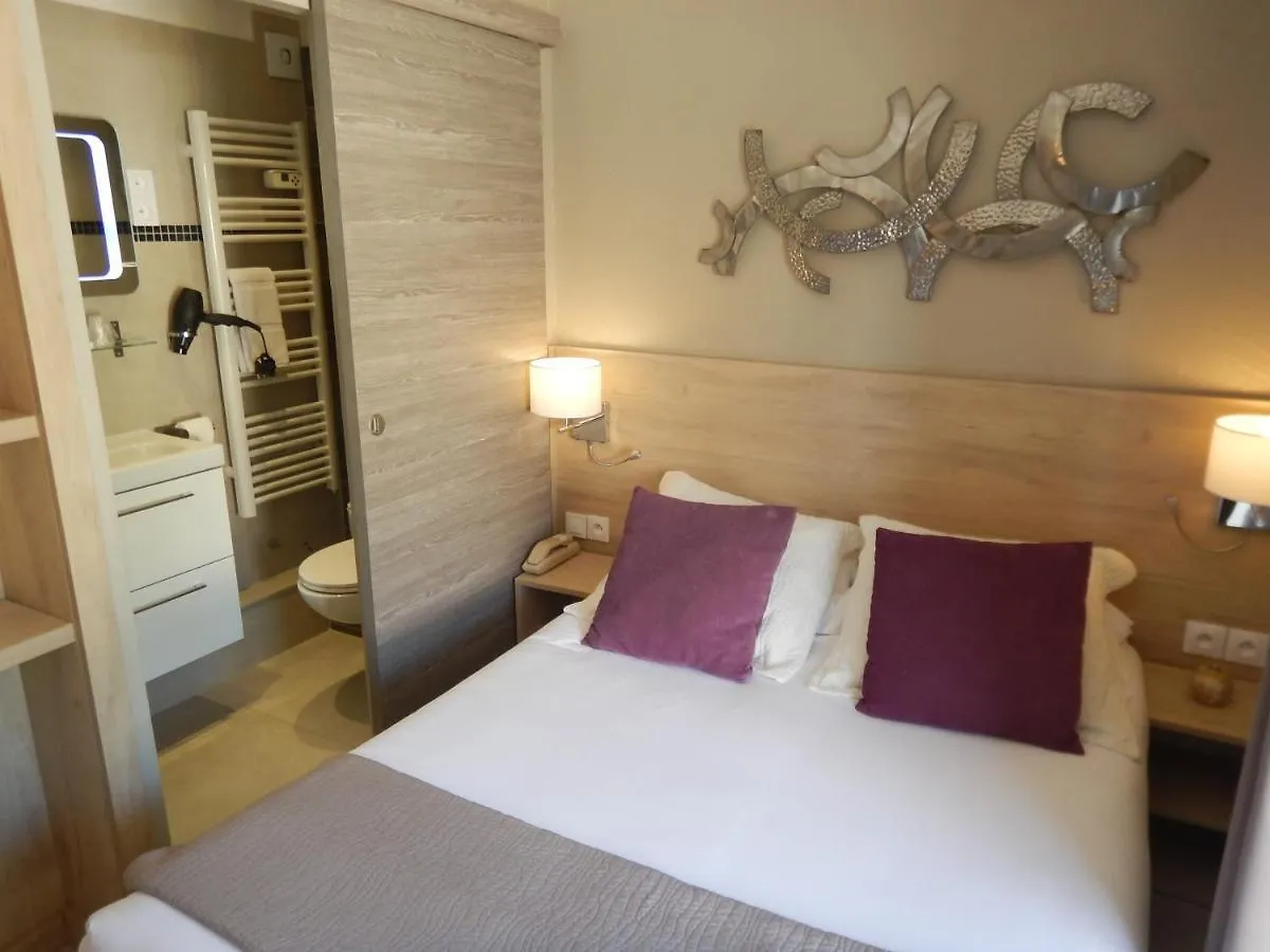 Hotel Miramar- Cap D'Antibes - La Garoupe Plage 3*, Antibes France