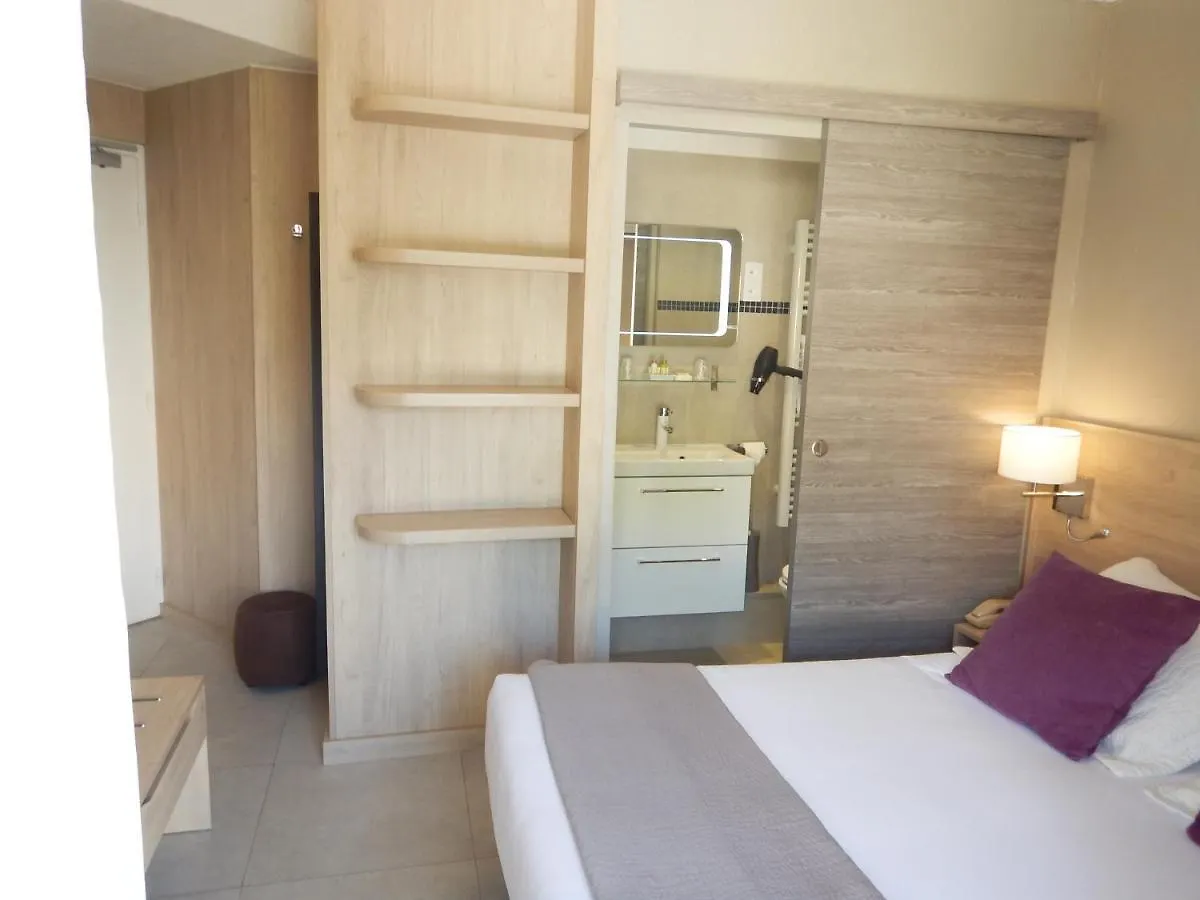 Hotel Miramar- Cap D'Antibes - La Garoupe Plage 3*, Antibes France