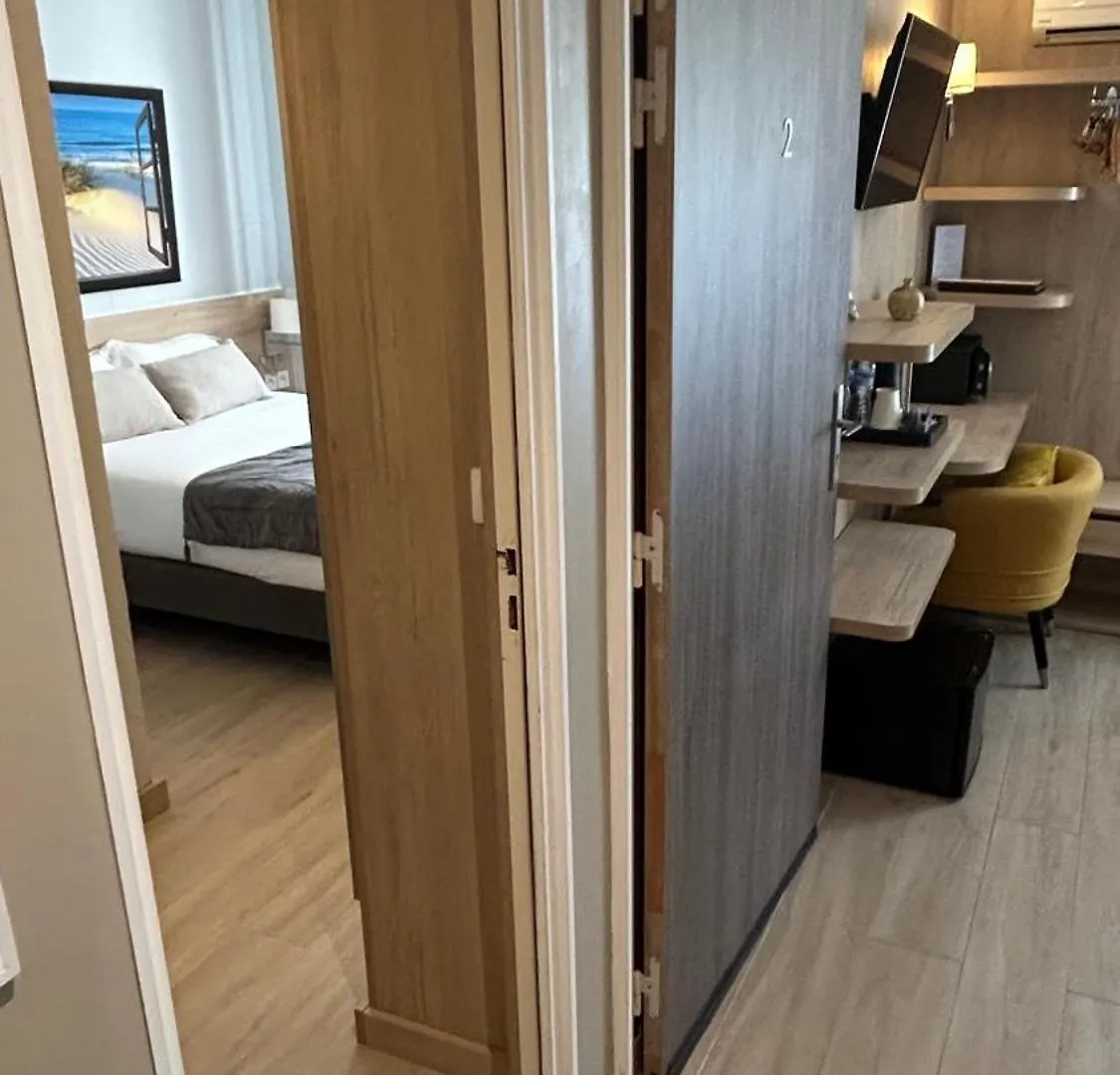 Hotel Miramar- Cap D'Antibes - La Garoupe Plage 3*, Antibes France