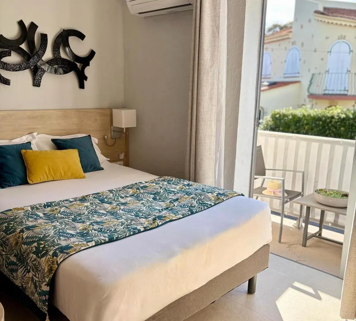 ***  Hotel Miramar- Cap D'Antibes - La Garoupe Plage France