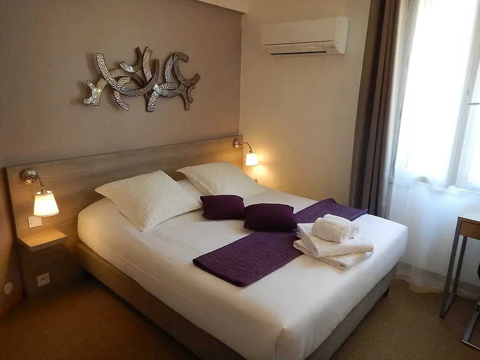 ***  Hotel Miramar- Cap D'Antibes - La Garoupe Plage France