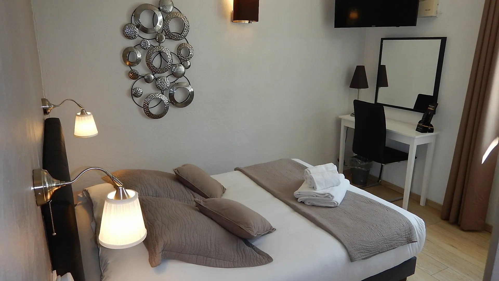 Hotel Miramar- Cap D'Antibes - La Garoupe Plage